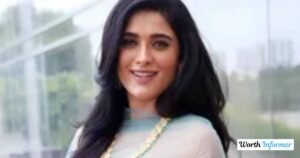 Geethika Tiwary Age, Birthdate & Early Life