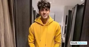 Social Media Presence & Earnings