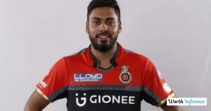 Avesh Khan Personal Information