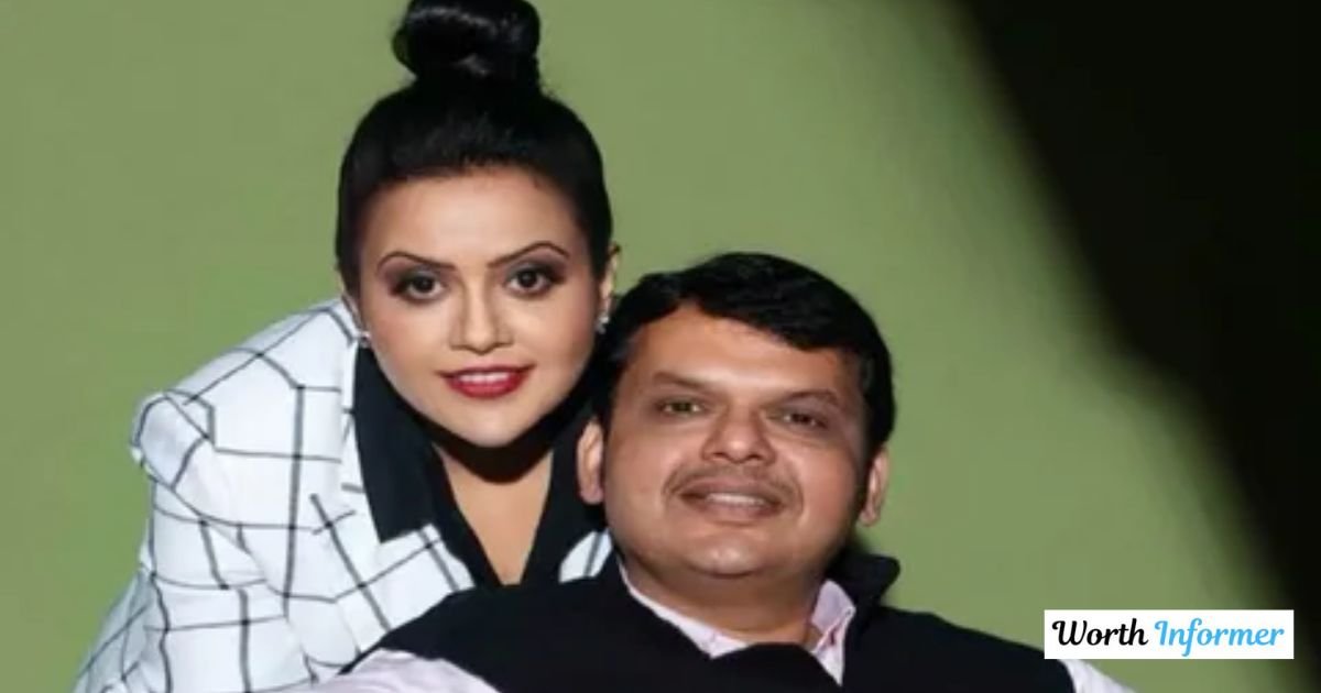 Divija Fadnavis Age