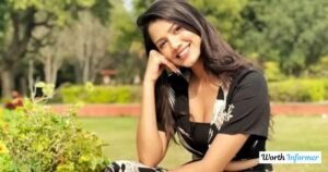 Saloni Mittal Age: Biography, Height & Instagram Earnings Saloni Mittal Age, Height, and Physical Appearance